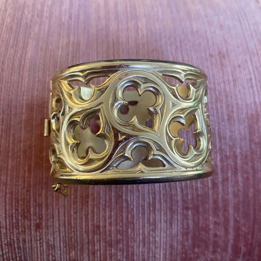 Vintage Napier Golthic goldtone cuff